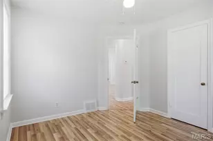 1150 S New Florissant Rd, Florissant, MO 63031 - Photo 15