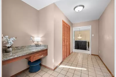 10300 Parkman Drive, Saint Louis, MO 63123 - Photo 15