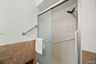 10300 Parkman Dr, Saint Louis, MO 63123 - Photo 21