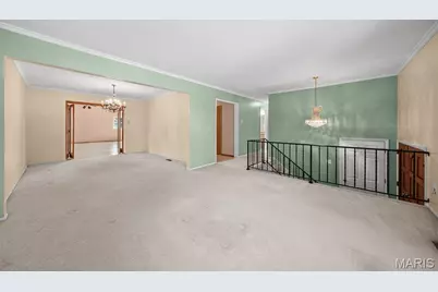 10300 Parkman Drive, Saint Louis, MO 63123 - Photo 5