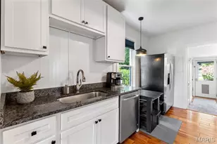 6711 Glades Ave, Saint Louis, MO 63139 - Photo 11