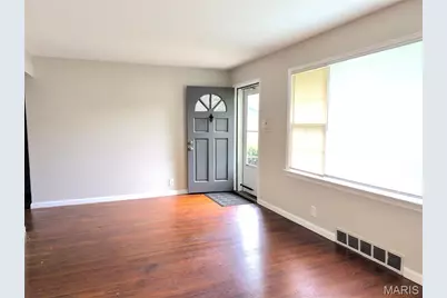 10135 Jepson Drive, Bellefontaine Neighbors, MO 63137 - Photo 3