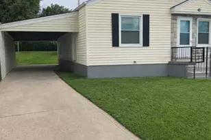 10314 Millwood Ave, Saint Ann, MO 63074 - Photo 1