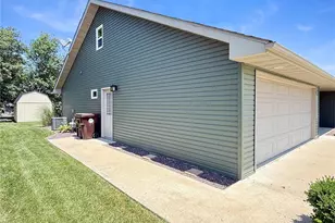 402 Harry St, Palmyra, MO 63461 - Photo 7