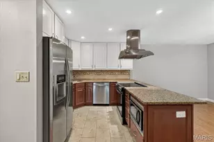 1380 Heritage Landing, Saint Charles, MO 63303 - Photo 11