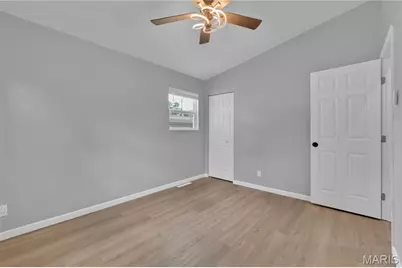 11209 Saint Shawn Lane, Saint Ann, MO 63074 - Photo 17