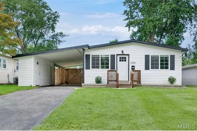 11209 Saint Shawn Lane, Saint Ann, MO 63074 - Photo 1