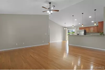 1423 E 5th Street, Washington, MO 63090 - Photo 5