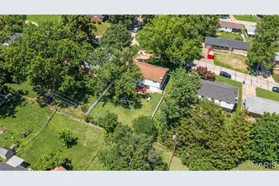 9828 Whitcomb Lane, Affton, MO 63123 - Photo 33