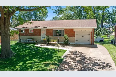 9828 Whitcomb Lane, Affton, MO 63123 - Photo 3