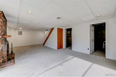 1937 Rule Avenue, Maryland Heights, MO 63043 - Photo 27