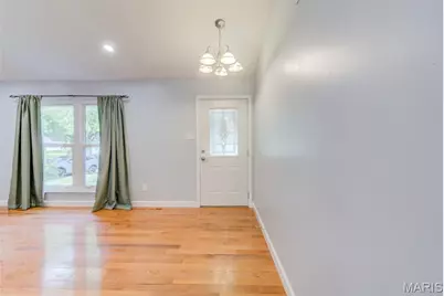 1937 Rule Avenue, Maryland Heights, MO 63043 - Photo 5