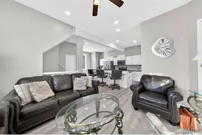 28 Columbus Square Drive, Saint Louis, MO 63101 - Photo 21