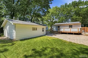80 La Venta Dr, Florissant, MO 63031 - Photo 21