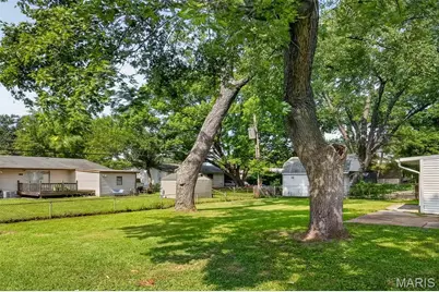 1230 Flicker Drive, Florissant, MO 63031 - Photo 27