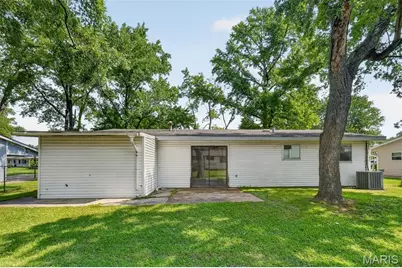 1230 Flicker Drive, Florissant, MO 63031 - Photo 29