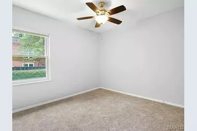 10451 Corbeil Drive, Creve Coeur, MO 63146 - Photo 15