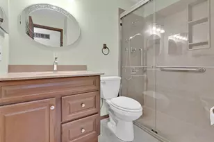 3566 Crowndun Dr, Saint Louis, MO 63129 - Photo 15