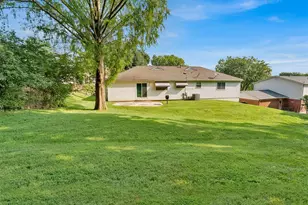 3566 Crowndun Dr, Saint Louis, MO 63129 - Photo 27