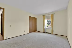 3566 Crowndun Dr, Saint Louis, MO 63129 - Photo 19
