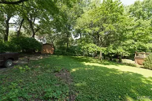 109 N Old Orchard Ave, Webster Groves, MO 63119 - Photo 13