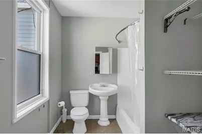 4538 Ray Avenue, Saint Louis, MO 63116 - Photo 23