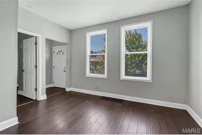 4538 Ray Avenue, Saint Louis, MO 63116 - Photo 11