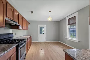 4538 Ray Ave, Saint Louis, MO 63116 - Photo 7