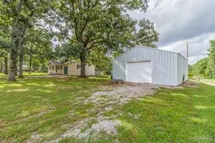 22915 Daisy Rd, Lebanon, MO 65536 - Photo 3