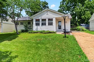 10917 Larkspur Dr, Unincorporated, MO 63123 - Photo 1