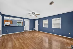 10917 Larkspur Dr, Unincorporated, MO 63123 - Photo 9