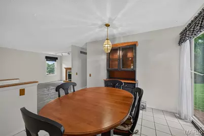 2485 Pheasant Run Drive, Maryland Heights, MO 63043 - Photo 13