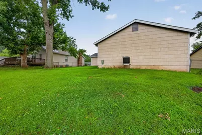 2485 Pheasant Run Drive, Maryland Heights, MO 63043 - Photo 47