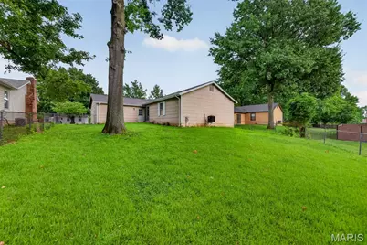 2485 Pheasant Run Drive, Maryland Heights, MO 63043 - Photo 45