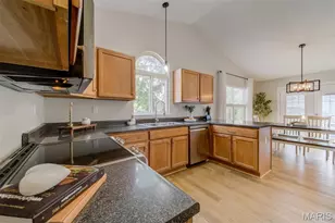 109 Emerald Isle Ln, Wentzville, MO 63385 - Photo 13