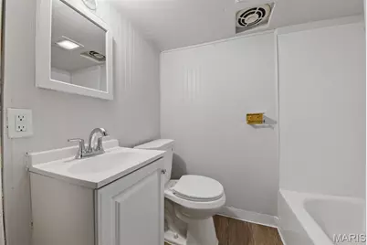 5034 Milentz Avenue, Saint Louis, MO 63109 - Photo 19