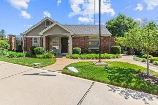 5353 N Kenrick Parke Dr, Saint Louis, MO 63119 - Photo 35