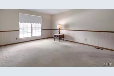14802 Verdun Estates Drive, Florissant, MO 63034 - Photo 9