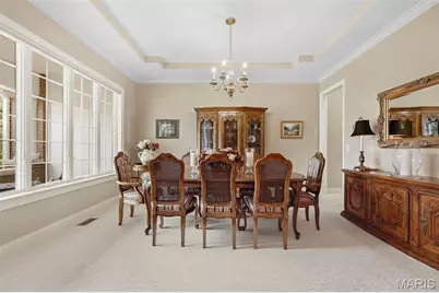 1931 Chesterfield Ridge Circle, Chesterfield, MO 63017 - Photo 5