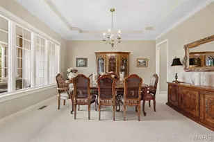 1931 Chesterfield Ridge Cir, Chesterfield, MO 63017 - Photo 5