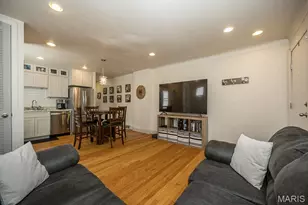 6742 Dolan Pl, Saint Louis, MO 63139 - Photo 7