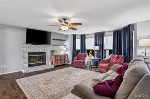 10209 Tesson Valley Ct, Saint Louis, MO 63123 - Photo 13