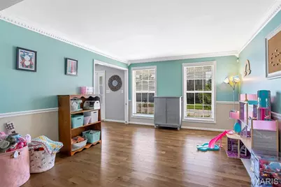 10209 Tesson Valley Court, Saint Louis, MO 63123 - Photo 7