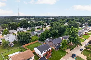2512 Wellesley Dr, High Ridge, MO 63049 - Photo 23