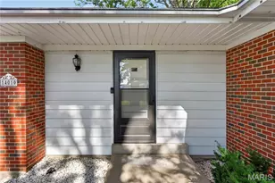14010 Sunland Dr, Florissant, MO 63034 - Photo 3