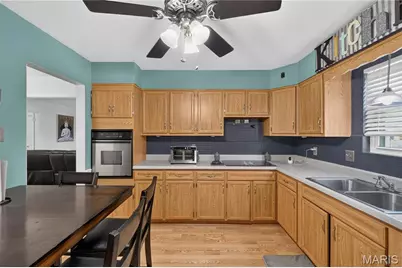 14010 Sunland Drive, Florissant, MO 63034 - Photo 15