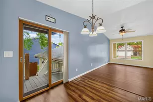 12115 Glenpark Dr, Maryland Heights, MO 63043 - Photo 13
