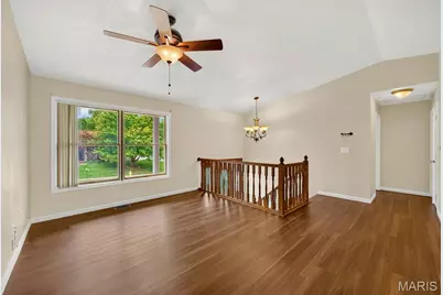 12115 Glenpark Drive, Maryland Heights, MO 63043 - Photo 3