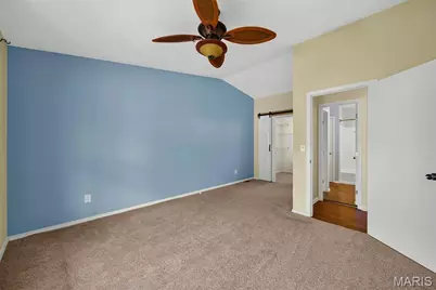 12115 Glenpark Drive, Maryland Heights, MO 63043 - Photo 15