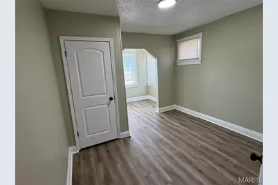6425 Perry Avenue, Pine Lawn, MO 63121 - Photo 11